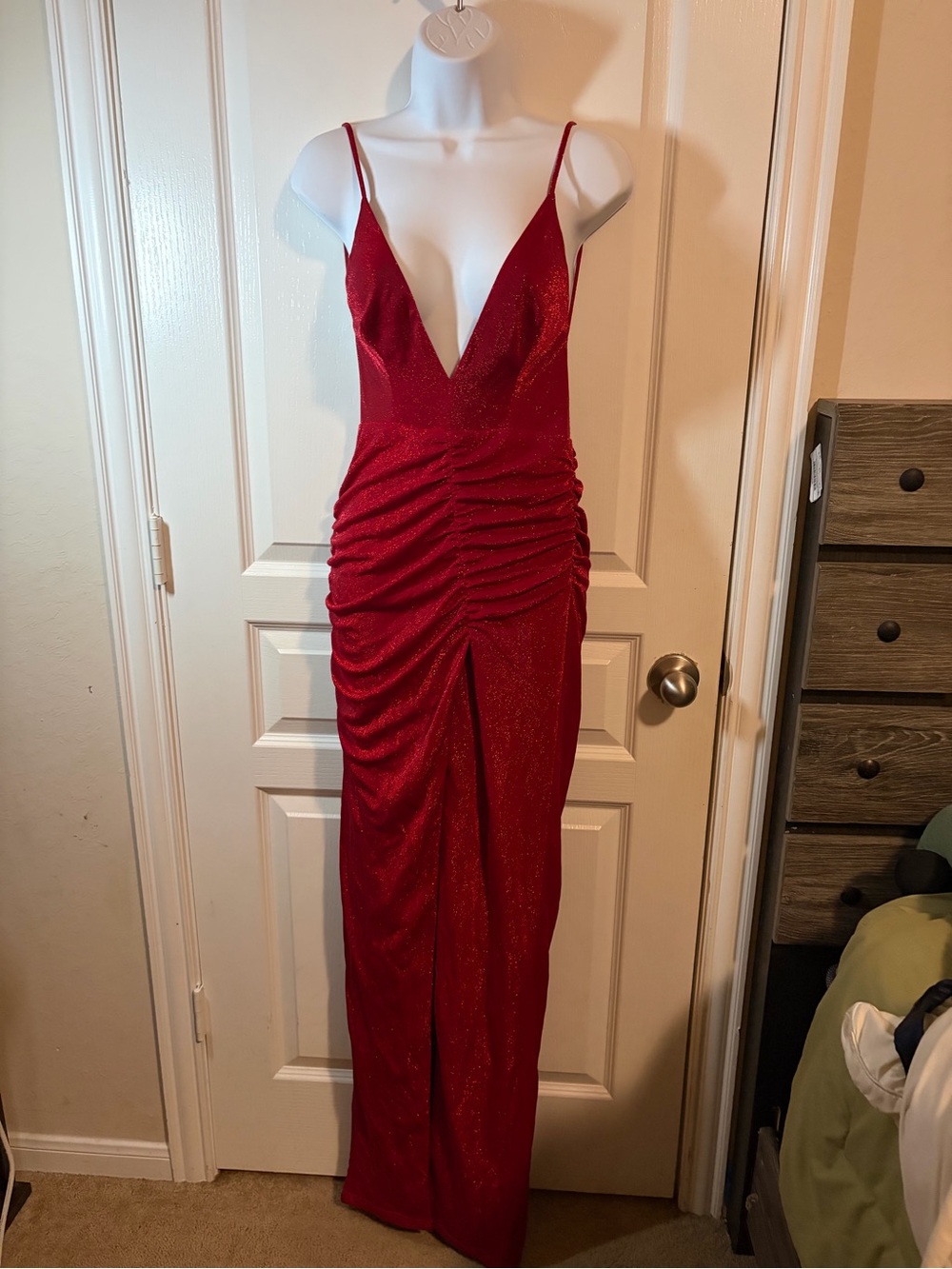 Abyss By Abby Red Glitter Ruched V-Neck Prom Gown